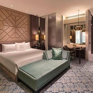 Executive Club King Room